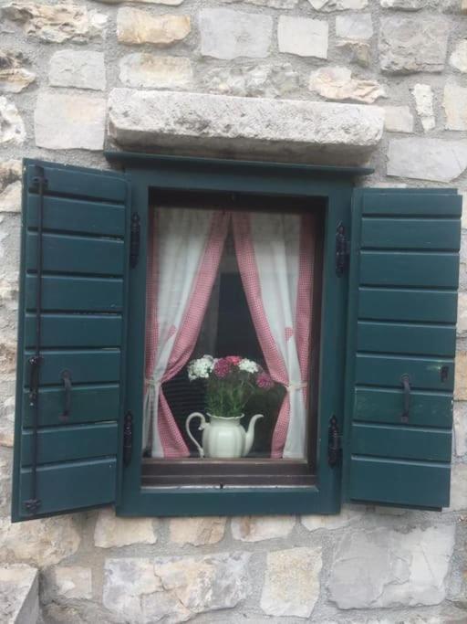 הוילה Kaštela Stone House Castellum מראה חיצוני תמונה