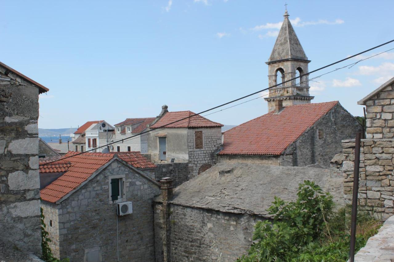 הוילה Kaštela Stone House Castellum מראה חיצוני תמונה
