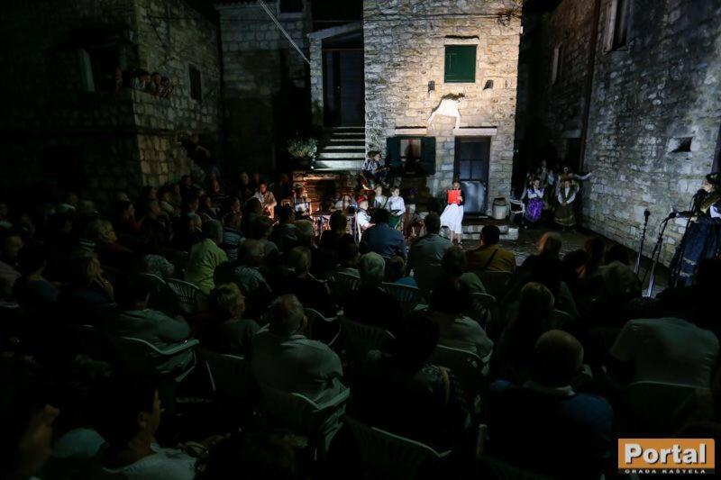 הוילה Kaštela Stone House Castellum מראה חיצוני תמונה